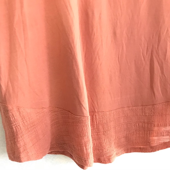 Peach colored tank NWT - Picture 2 of 3
